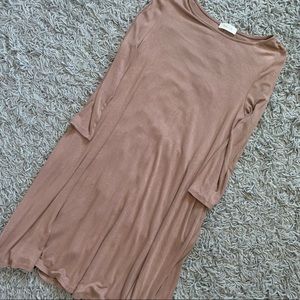 Hourglass Lilly dress - size M/L
